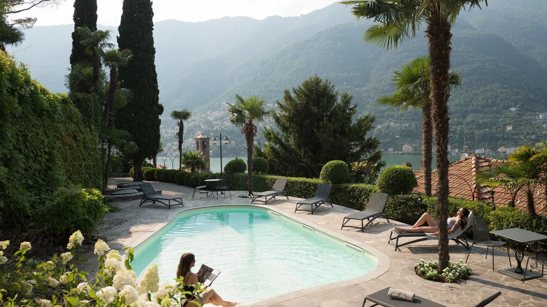 La Villa Regia Torno Guest house