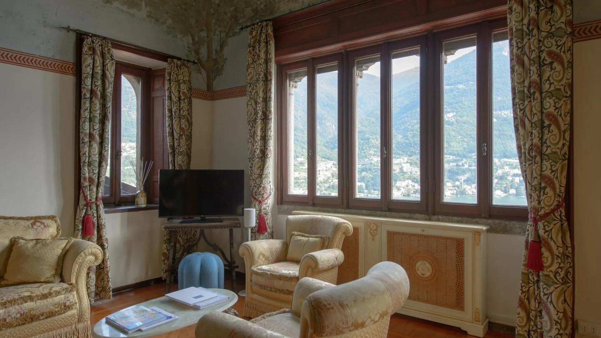 Guest house La Villa Regia Torno Italy