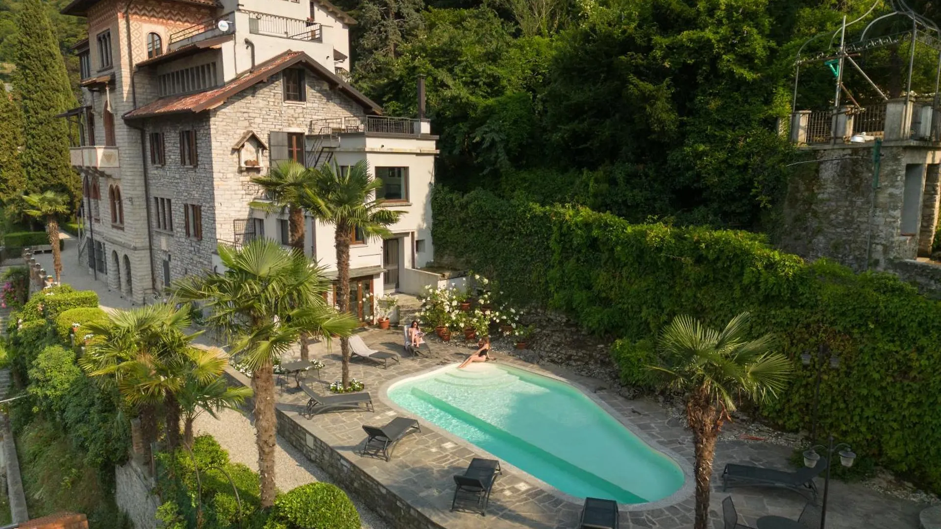La Villa Regia Torno 0*,  Italy