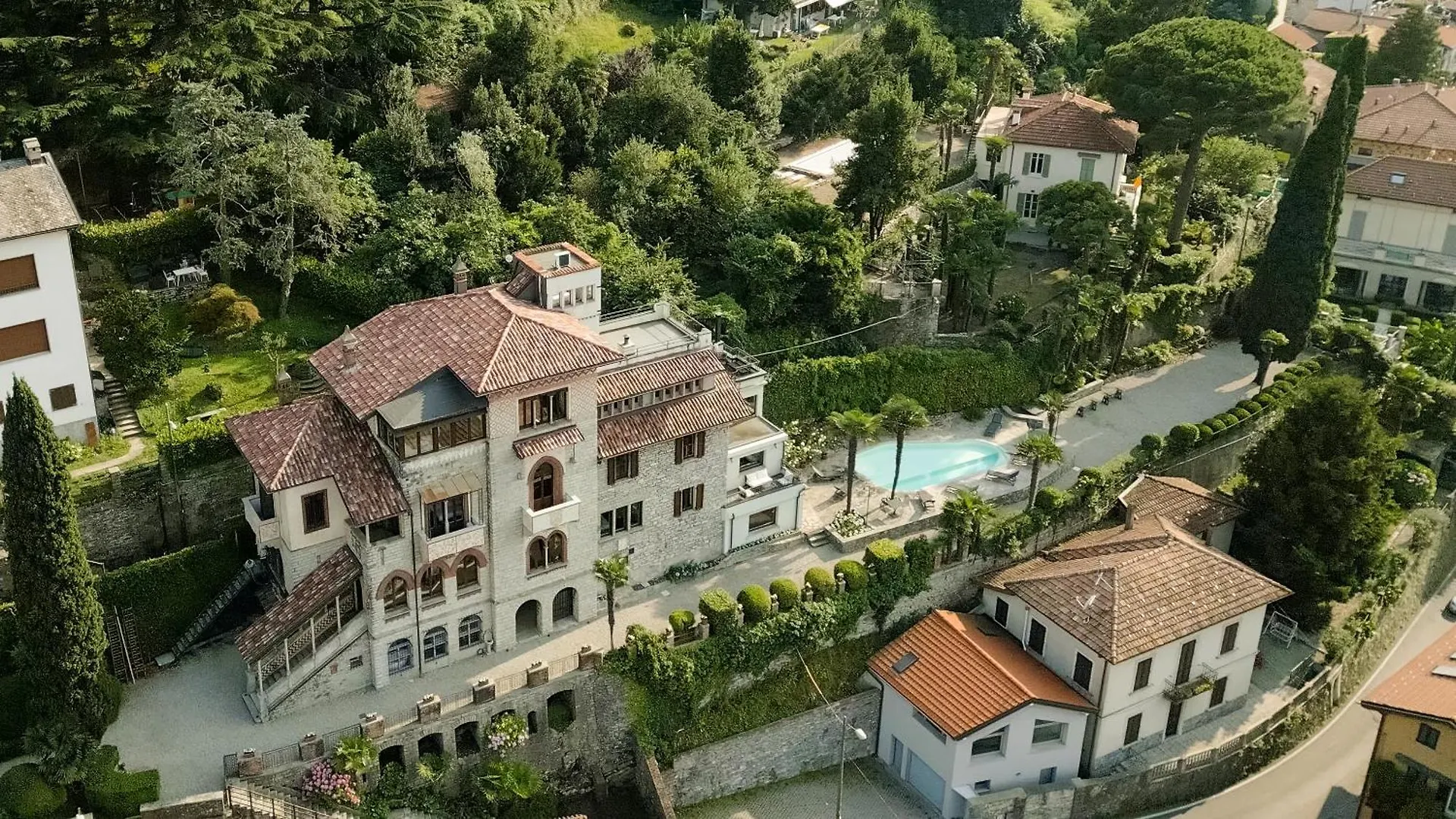 La Villa Regia location